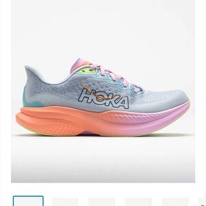 Hoka Mach 6 shoes in women’s size 8.5, Illusion/Dusk